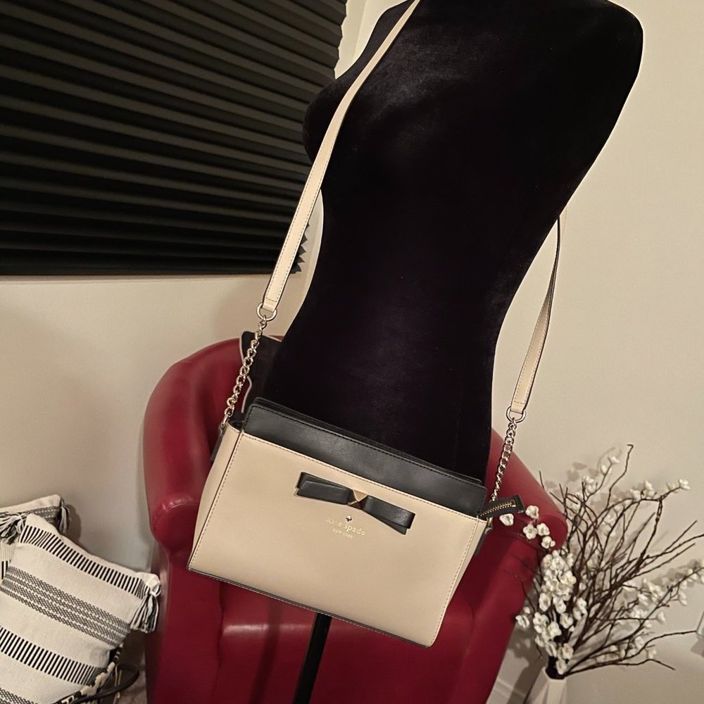 Kate Spade Hancock Park Angelica Leather Crossbody - Picture 3 of 8